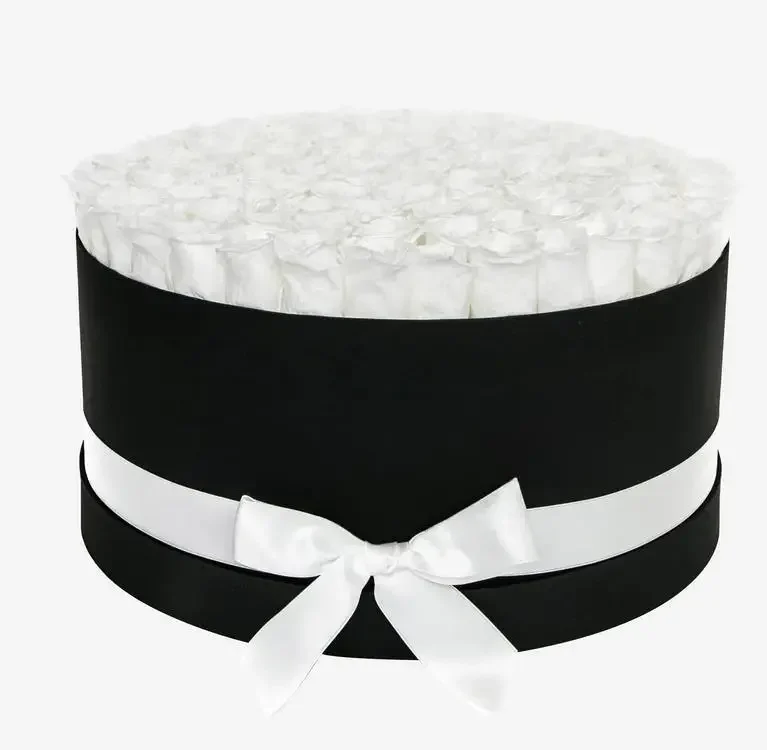 Deluxe Black Box | White Roses
