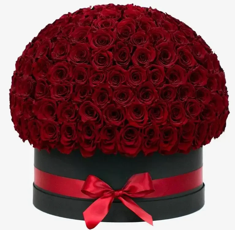 Deluxe Black Dome Box | Dark Red Roses